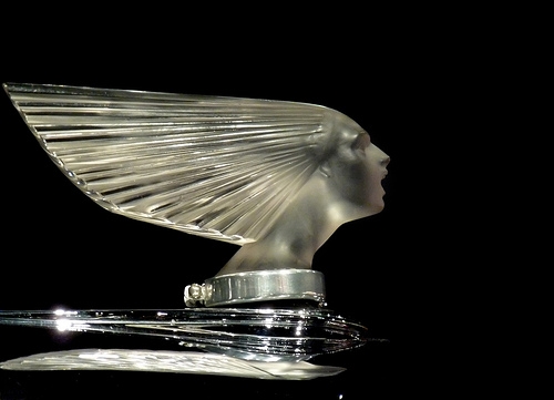 Lalique Spirit of The Wind Mascot Hood Ornament